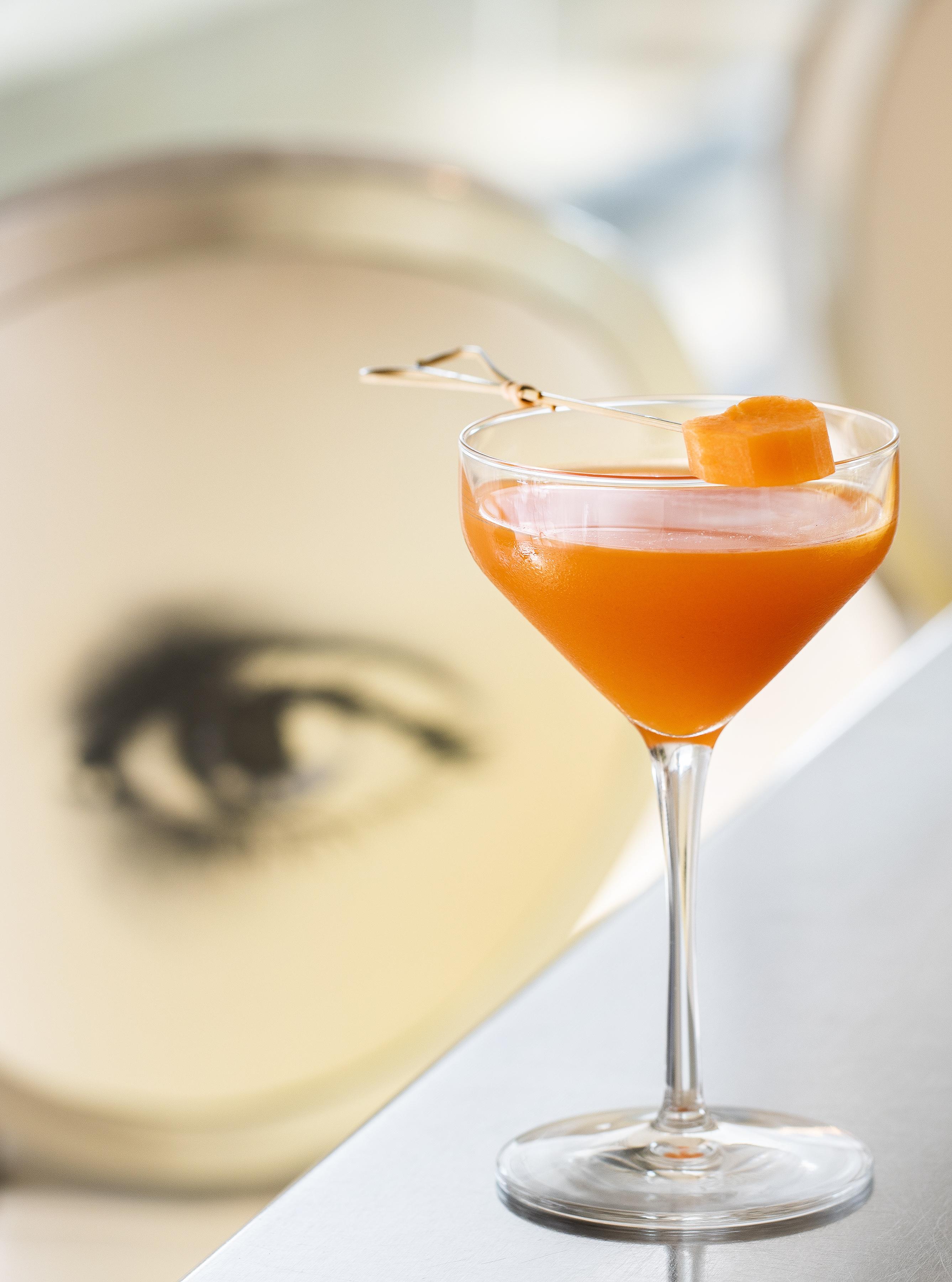 Sanderson Londra Exterior foto A pumpkin spice martini