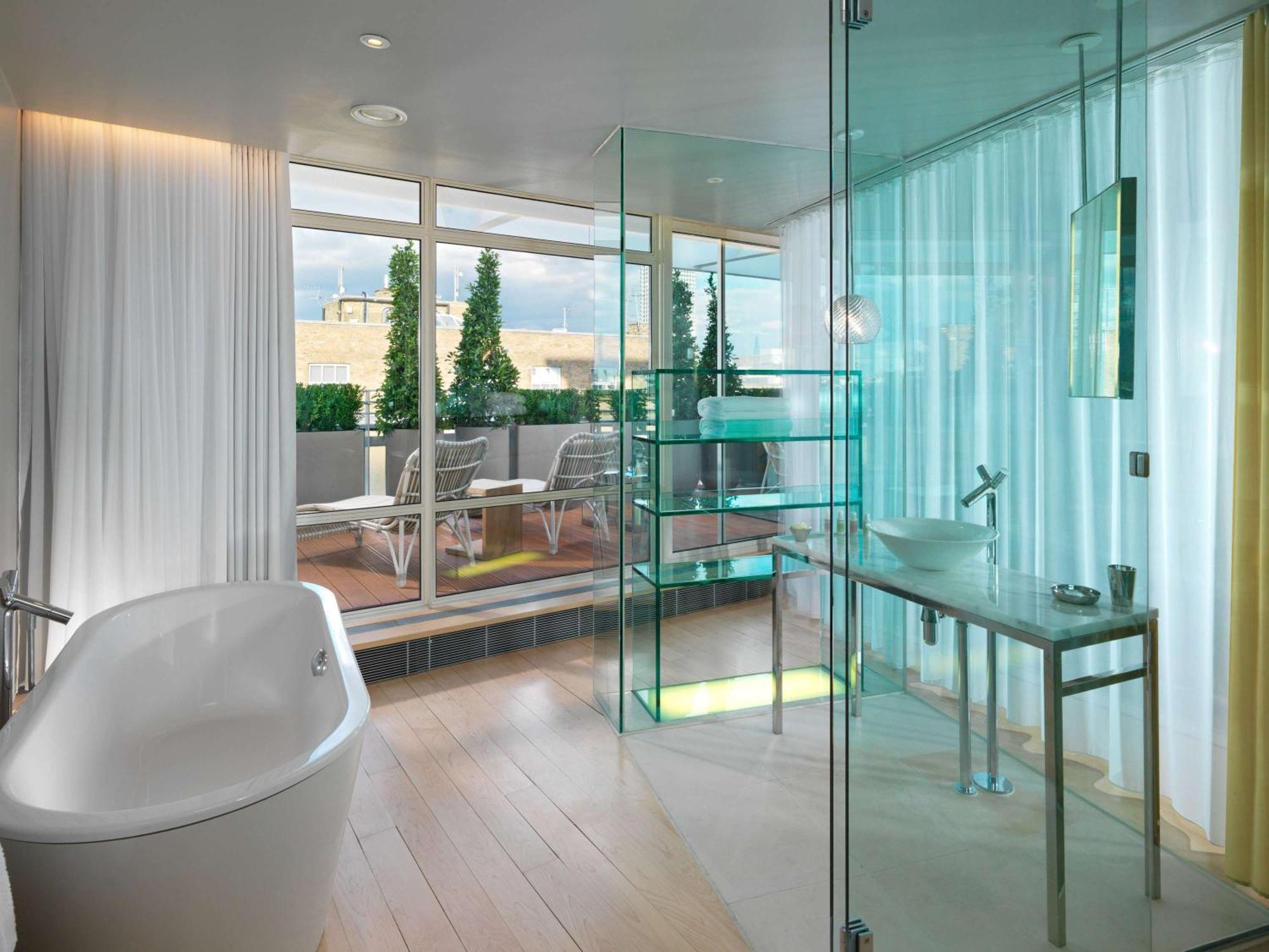 Sanderson Londra Exterior foto Bathroom