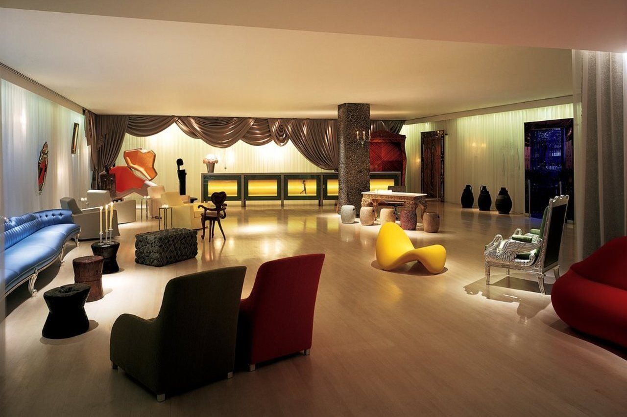 Sanderson Londra Exterior foto The lobby of the W Hotel in Beijing